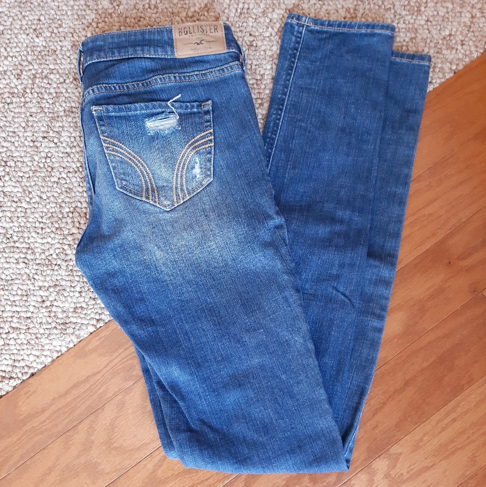 Hollister Distressed Jeans size 5 Long - Picture 9 of 16